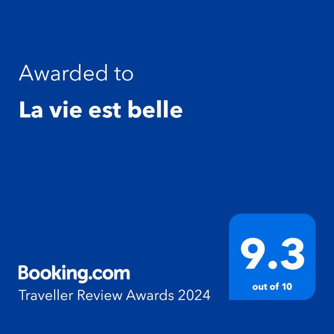 شقة La Vie Est Belle بوخارست المظهر الخارجي الصورة